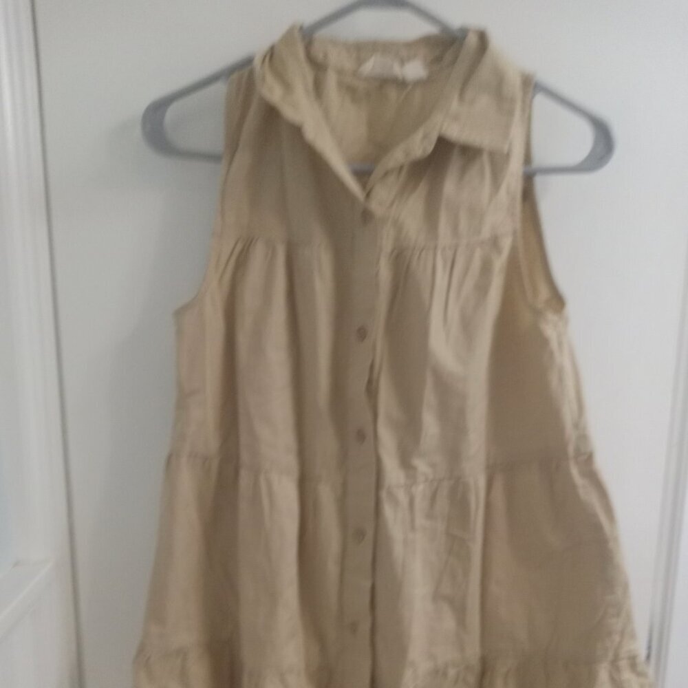 Retrod-  sleeveless dress shirt size M